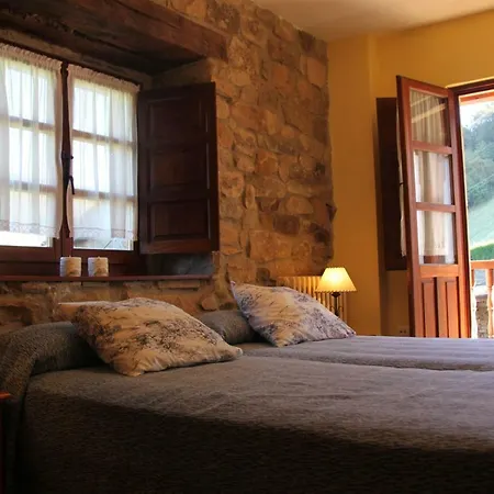 La Vieja Panaderia 1 * Vega de Pas