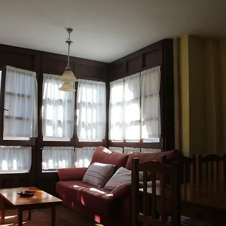 La Vieja Panaderia 1 * Vega de Pas