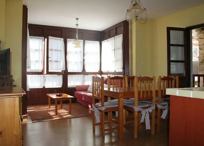 La Vieja Panaderia 1 Vega de Pas